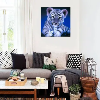 Novi Diamant Vezenje Tiger 5D Diy Slikarstvo Polno Koper Kvadratnih Mozaik Živali Doma Dekor Krog Slike Okrasnih Needlework