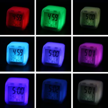 Budilka Kul LED 7 Barvna LED Spremenite Digitalni Žareče Budilka Night Light za Spalnico Otrok Visoke Kakovosti CD