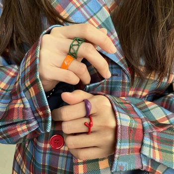 HUANZHI Nov Trendovski Dizajn Candy Barve Kaplja olje Geometrijske Obroči Ročno poslikano Nezakonitih Obroči za Ženske Stranka Nakit