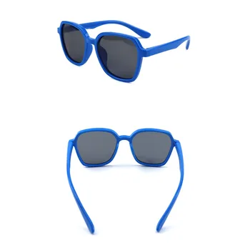1pcs 2021 Nov Modni Polarizirana Otroci Fantje Dekleta Silikonski Prilagodljiv sončna Očala Odtenki Otrok poletje na Prostem Plaži Očala Uv400