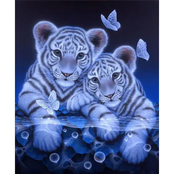 Novi Diamant Vezenje Tiger 5D Diy Slikarstvo Polno Koper Kvadratnih Mozaik Živali Doma Dekor Krog Slike Okrasnih Needlework