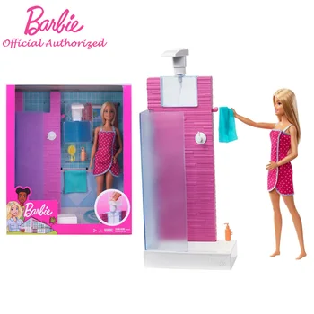 Barbie Lutka in Pohištvo Komplet Kopalnica z Delovno Tuš in Tri Kopeli z Dodatki Darilo za Otroke, Izobraževalne Igrače Darilo FXG51