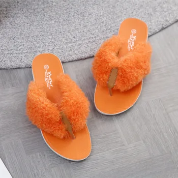 Doma Copate Žensk Jate Čevlji Luksuzni Strani Pantofle Platformo Krzno Flip Flops Ženski Tapnite Masaža Oblikovalec Ravno 2021 Plišastih Vsota